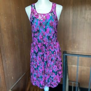 Pinky party dress. GREAT Condition. Non-Smoking home. Size S.